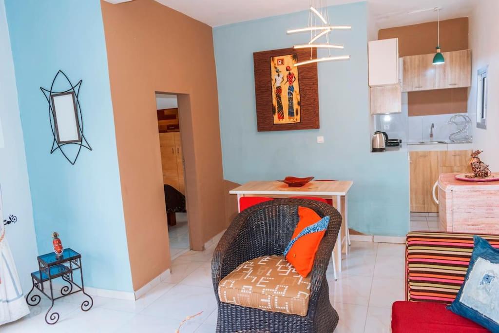 Mooksquare Ns Spot- 1 Bedroom Flat, Heart Of Akwa! Канны